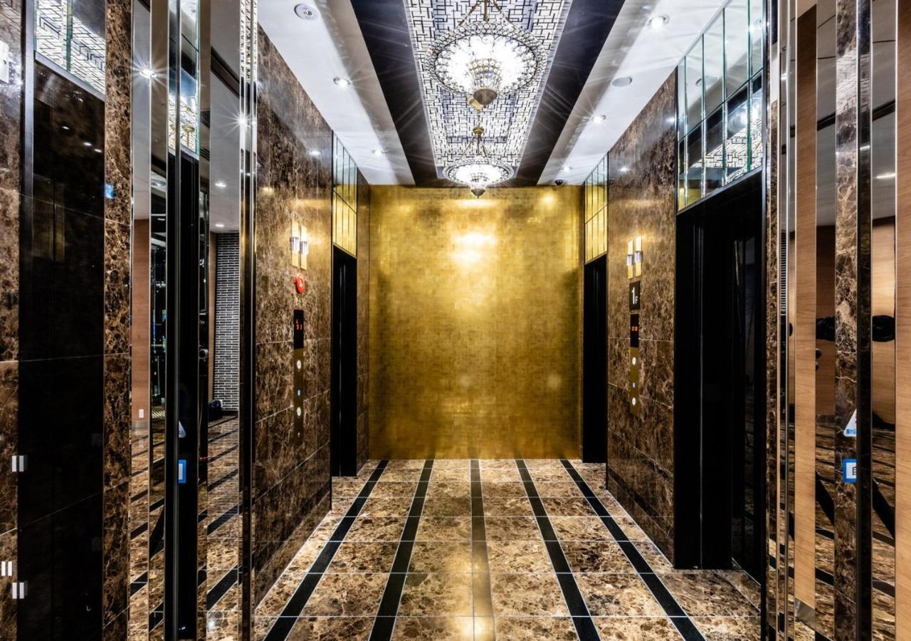 Apa Hotel Higashi Shinjuku Kabukicho Tower Tokio Exterior foto